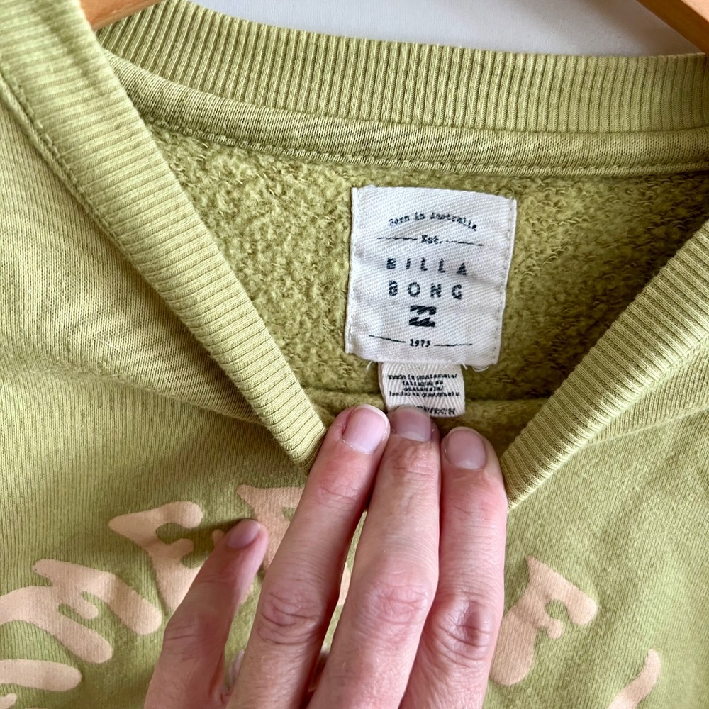 Billabong Sweater - Picture 3 of 4